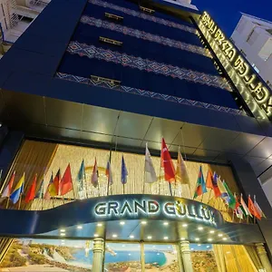 古鲁克大酒店 酒店