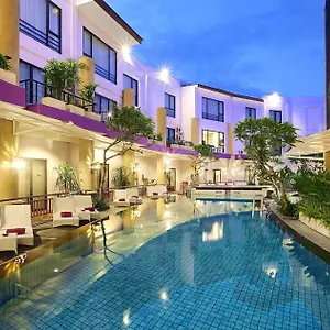 https://kuta-central-park-hotel.hotelsseminyak.net