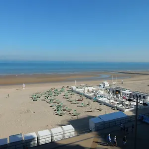 Appartement Toplocatie Frontal Sea View