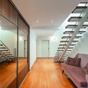 apartmany-almandine.praguehotelsweb.com/